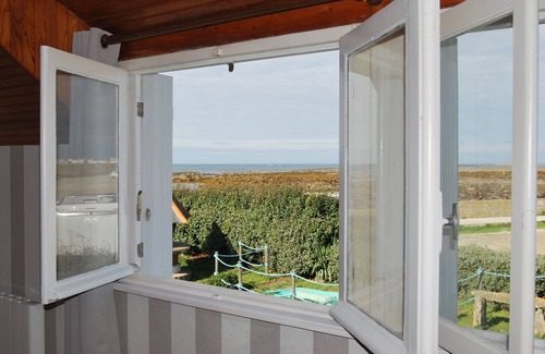 Penmarch Apartment | Sea view apartment at the foot of the Penmarc’h lighthouse