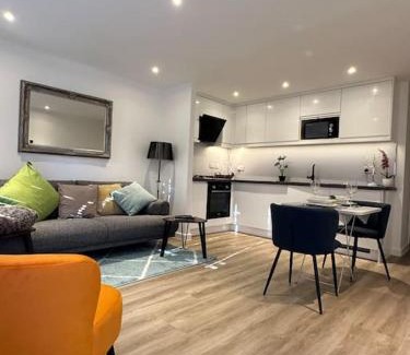 Poole Apartment | Sea View Apartment Poole Quay - FREE Parking