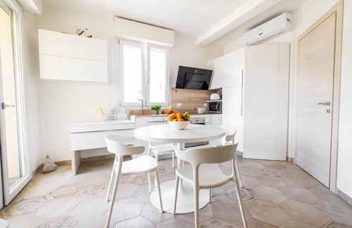 Alassio Apartment | Sea View apartment Serenity