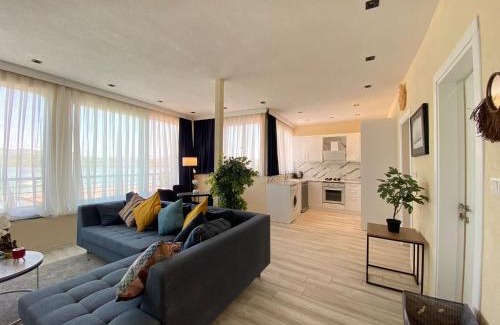 Bogazici House | Sea View Getaway 2BR Flat Walk to Shorelin