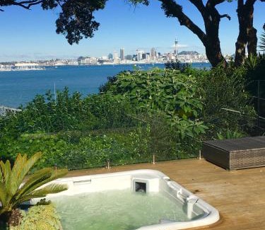 Northcote House | Sea view guest house