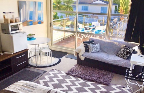 Northcote House | Sea view guest house