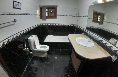 D.H.A. House | Sea View Guest House