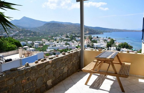 Kontos House | Sea View Luxury Maisonette