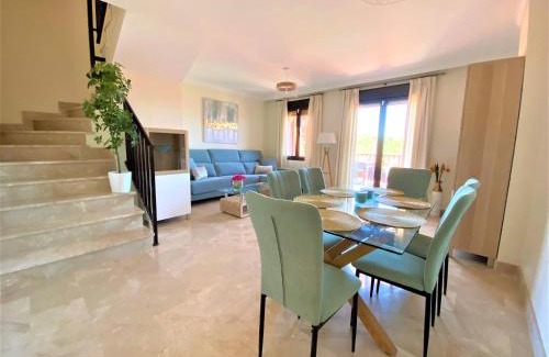 Buenas Noches Apartment | Sea View Penthouse Apartment with Hot Tub - Casa Bella Vista, Buenas Noches , Estepona