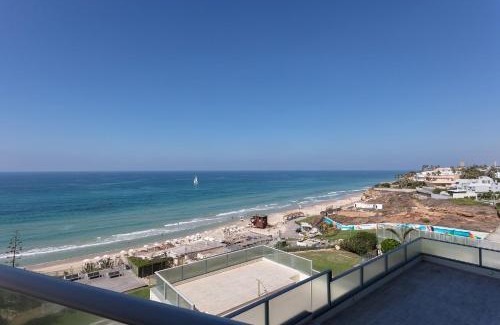 Herzliya Pituach Apartment | Sea View Stylish 1BR with Balcony by Beachfront Stay
