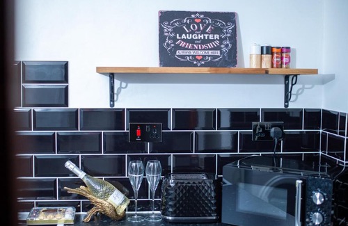 Lowestoft Apartment | Sea View Top Floor Apartment