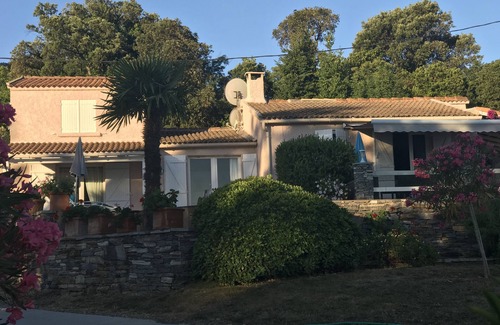 Santa-Maria-Poggio Villa | SEA VIEW VILLA