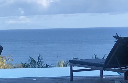 Malendure Villa | SEA VIEW VILLA + OVERFLOW POOL