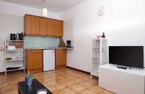 Puerto del Carmen Ski Chalet | Sea Waves Lanzarote - Large terrace, community pool, WiFi with fiber