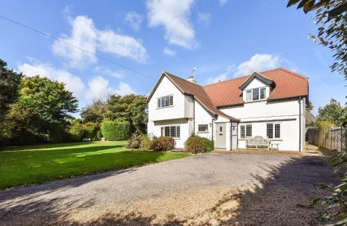 Middleton-on-Sea House | Sea Way by inspirestays-com