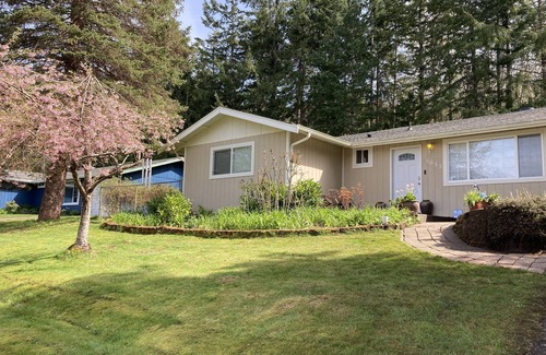 West Hills House | Seabeck/Bremerton 1 Bedroom all your own in furnished house; enjoy trails/lakes.