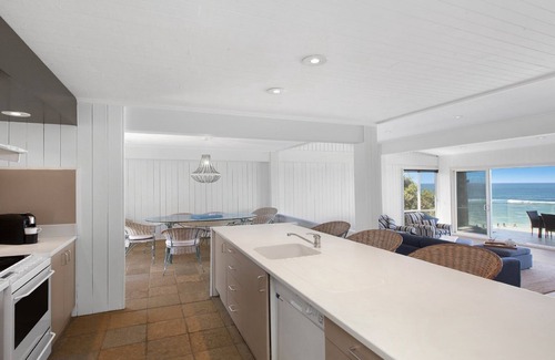 Forresters Beach House | SEABOARD | Ocean Views | Accom Holidays