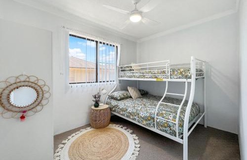 Tuncurry Apartment | Seabreeze 7
