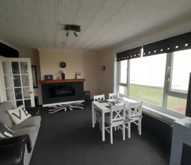 Littlestone-on-Sea Apartment | Seabreeze