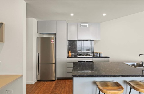 Newcastle East Apartment | Seabreeze on the Esplanade