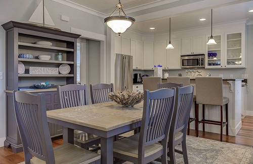 Seabrook House | Seabrook's Best Times Beach House, a quiet and spacious home!