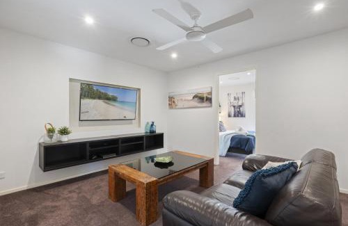 Broadbeach Waters House | Seaclusion Broadbeach