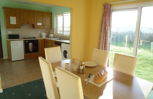 Bundoran House | Seacrest(TR4) HH No 6 (3 Bed) by Interhome