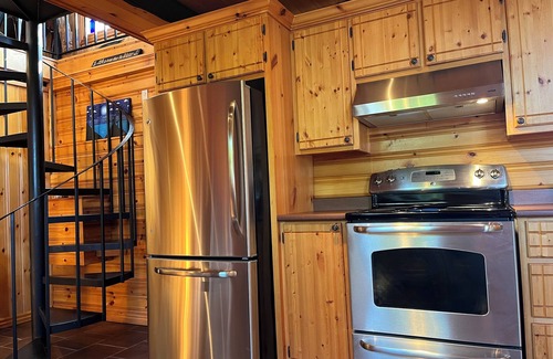 Bay Roberts Condo | SeaEscape Wharf Oceanfront - Beach - Hiking