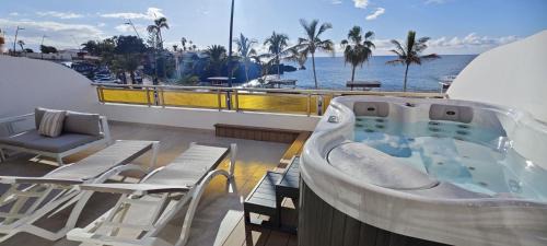 Santiago del Teide Apartment | Seafront Playa La Arena