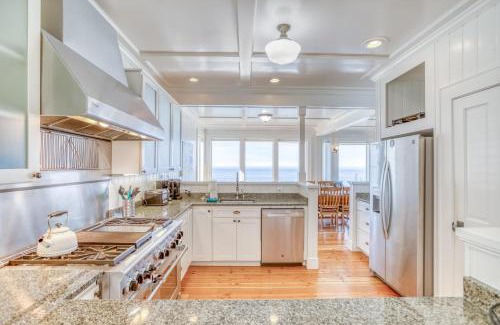 Lincoln Beach House | SeaGlass Cottage