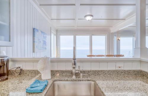 Lincoln Beach House | SeaGlass Cottage