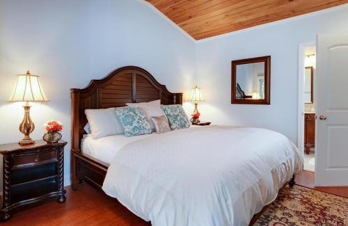 Melbourne Beach Bed & Breakfast | SeaGlass Inn Bed and Breakfast