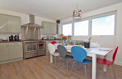 Crantock Cottage | SEAGRASS, pet friendly, country holiday cottage in Newquay