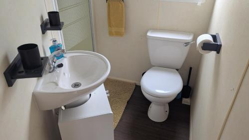 Anderby Creek House | Seagulls Rest - Dog Friendly - Close to the Beach