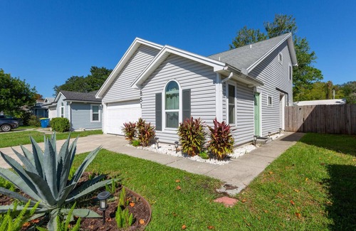 North Beach Apartment | Seahorse Studio - Hannah Park and NAS!