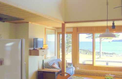 Jonesport House | Searenity Cottage Maine Oceanfront Secluded Waterfront Beach House Getaway