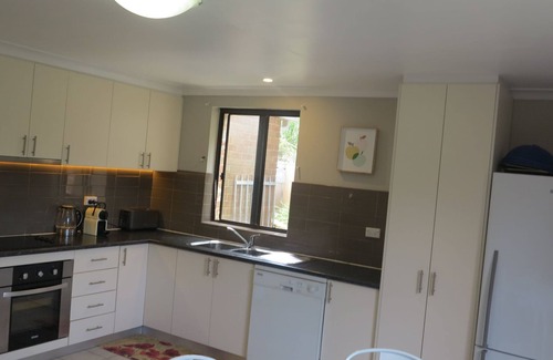 Copacabana House | Seas the Day- 150metres to the Beach