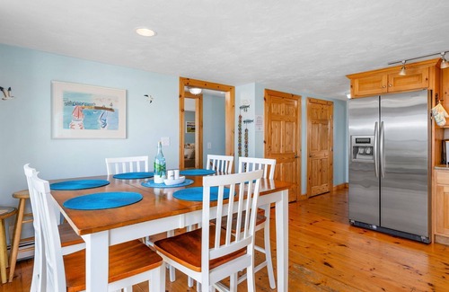 Sagamore Beach House | Seas the Day at Sagamore Beach!