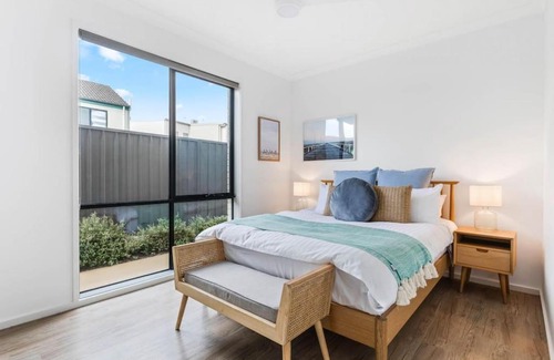 Christies Beach House | Seascape Christies Ocean Views