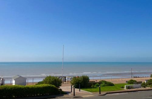 Bexhill-on-Sea Apartment | SeaScape