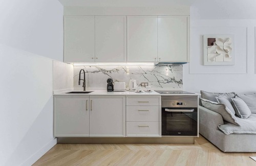 Playa San Juan Apartment | Seashell Coral Luxury Suite