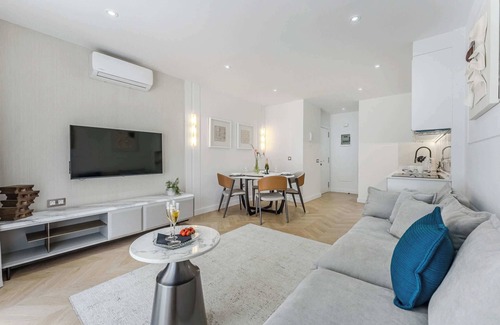 Playa San Juan Apartment | Seashell Coral Luxury Suite