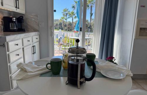 Surfcrest Village House | Seashell House 4BR Family & Pet Friendly Beach Home