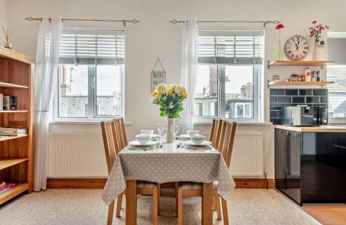 Swanage Apartment | Seashore Retreat