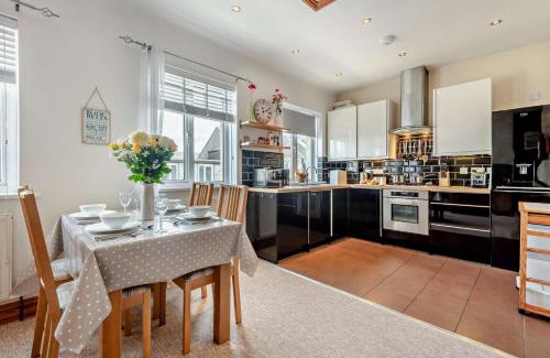Swanage Apartment | Seashore Retreat