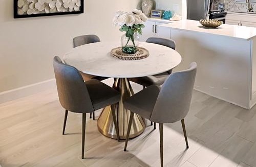 Mid Island Apartment | Seaside 106