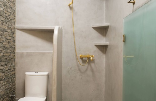 Eresos-Antissa Apartment | Seaside 2BD beach apartment, Skala Eressos