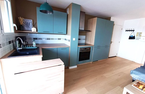 Bernieres-sur-Mer Apartment | Seaside apartment, 4 ppl, Bernières-sur-Mer