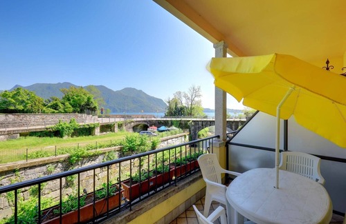 Verbania Apartment | Seaside Apartment in Residence Zust