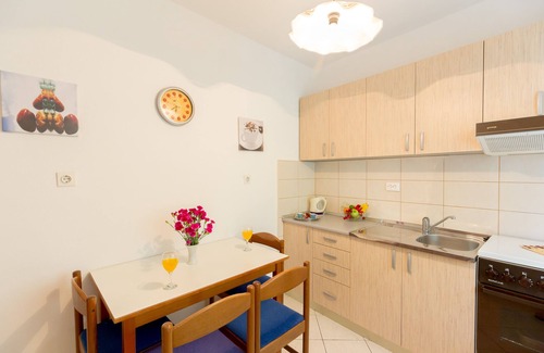 Cove Tri Zala (Zrnovo) Apartment | Seaside Apartment @Korcula island
