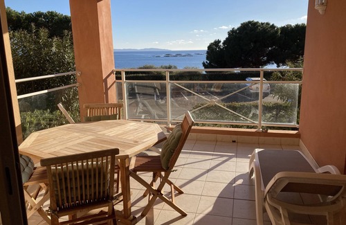 Ajaccio Apartment | Seaside apartment with pool