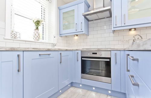 Bournemouth Cottage | Seaside Cottage with panoramic sea views.