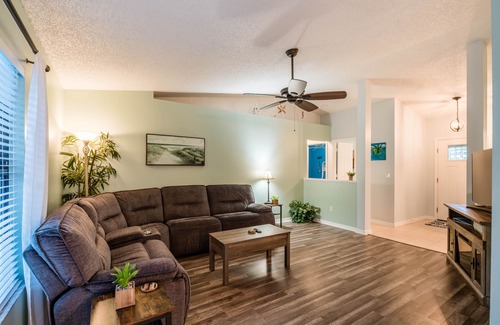 Sebastian Highlands House | Seaside Escape-8 min to the beach, home for the whole family!