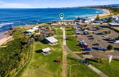 Towradgi Apartment | Seaside Escape - Stunning Vistas over Towradgi Beach